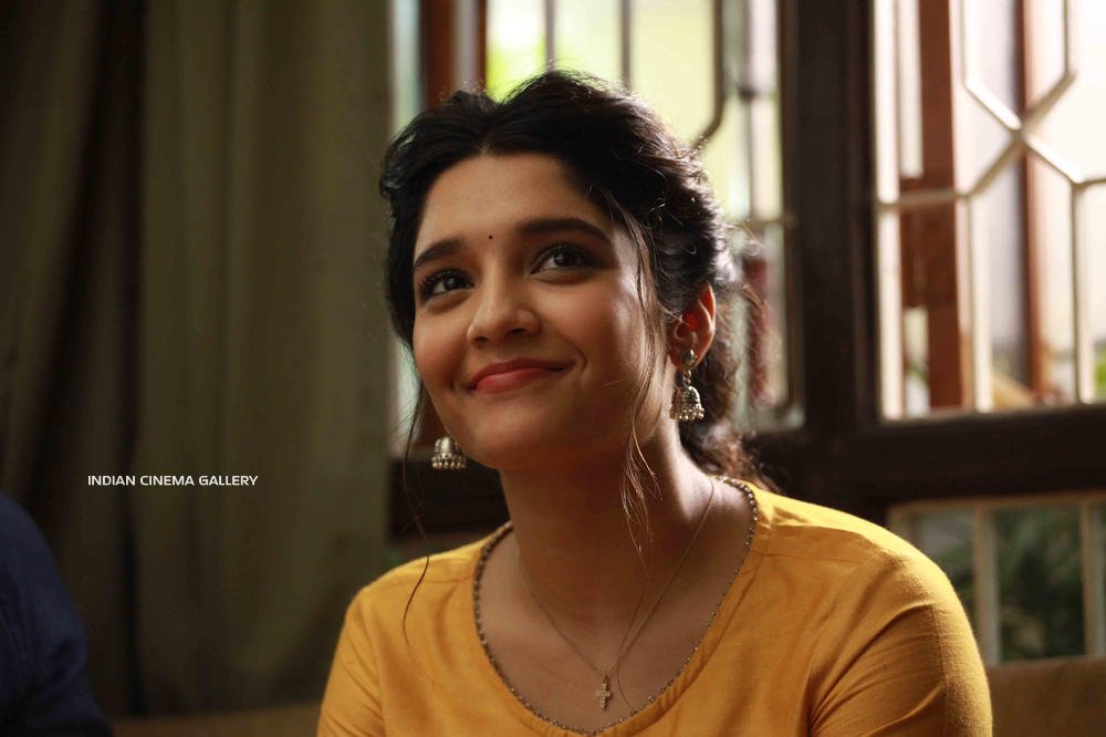 Ritika Singh Biography Age Family Movies Mix India ritika singh biography age family