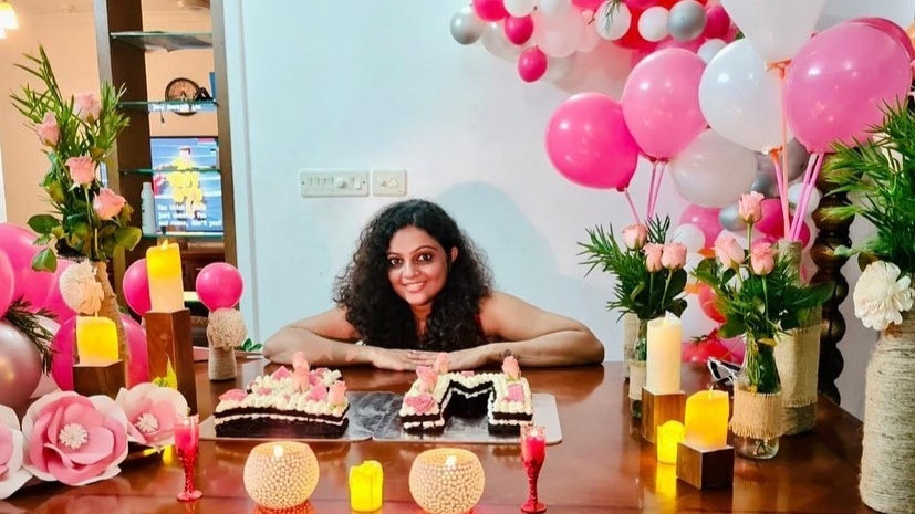 This is the reason why Ashwathy has prepared a huge surprise party at home
