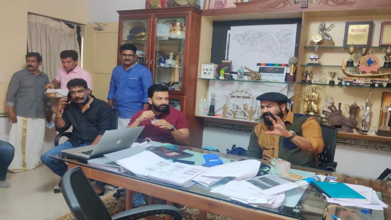 Mohanlal Soon To Start Barroz MixIndia