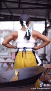 Huna Onao Biography, Age, Family & Movies - MixIndia