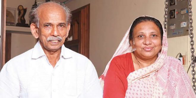 Mamukoya and his wife announced the new news and greeted the Malayalees