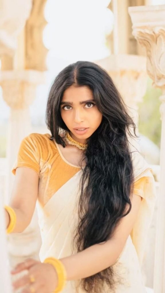 Ramya Raji Ramya Raj (Singer) Biography, Age, Family & Movies - MixIndia