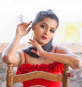 Anusha Raj Biography, Age, Family & Movies - MixIndia