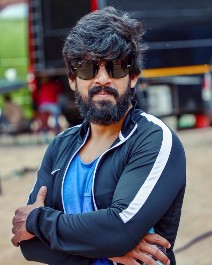 Vishu Reddy Biography, Age, Family & Movies - MixIndia