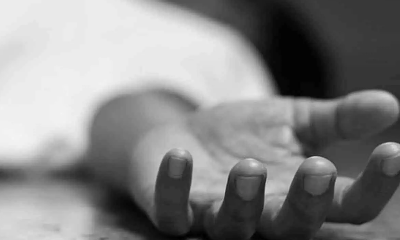 'I'm sorry dad, I can't cope with this trauma, you've done so much for me.  But I could do nothing for you' ;  He was not allowed to write the exam due to lateness and the student jumped into the dam and died