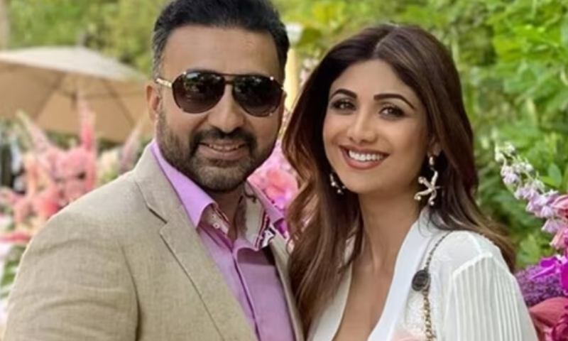 Never Google your father's name;  Shilpa Shetty's advice to her 10-year-old son
